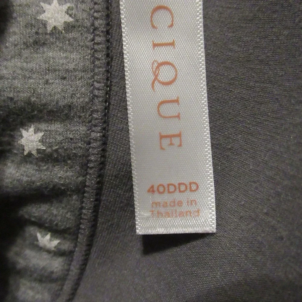 Cacique Bra 40DDD Gray Lightly Lined No Wire Wire Free Star Print Plus Size